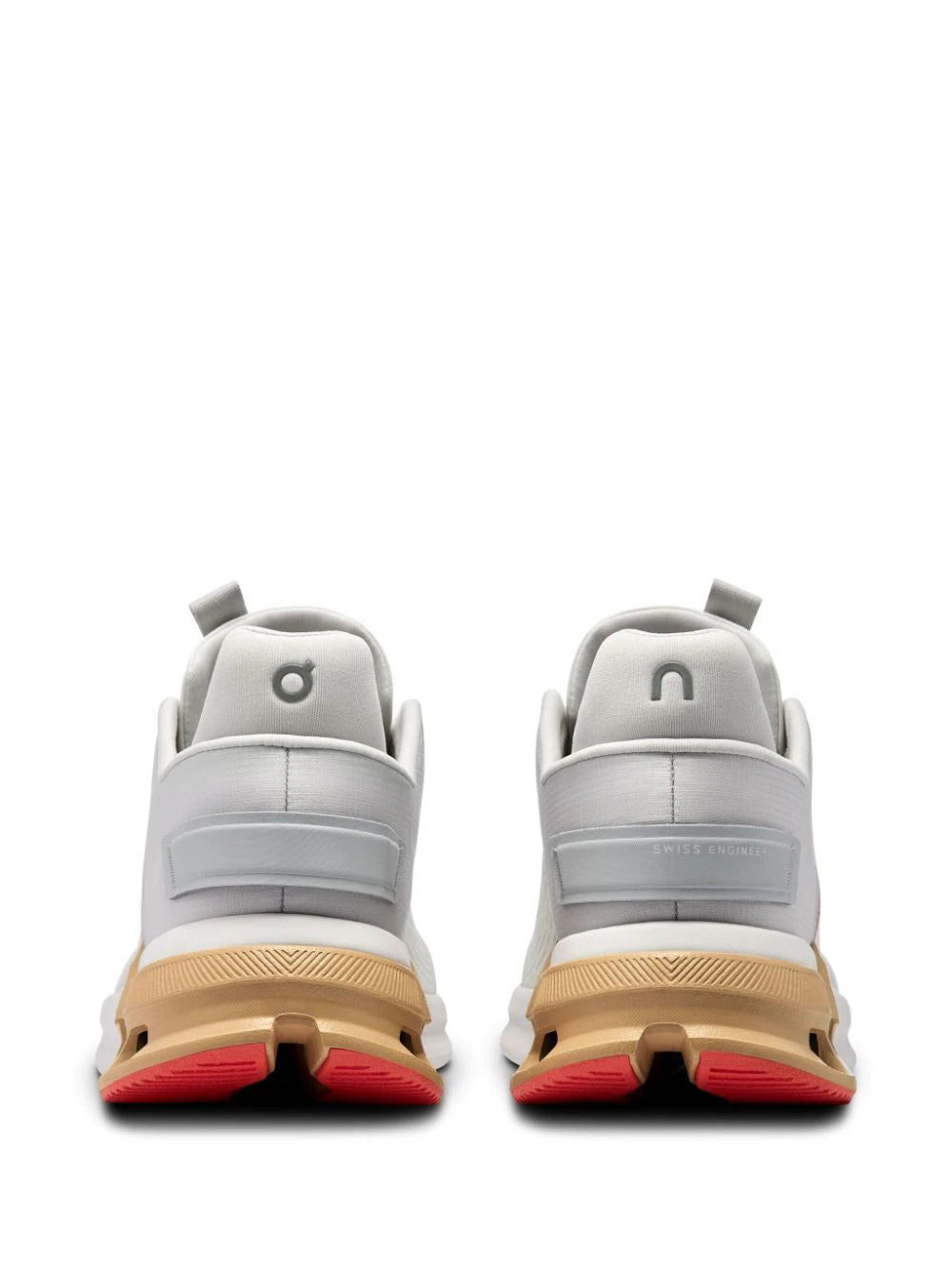 On Running tenis Cloudnova Flux Mujer