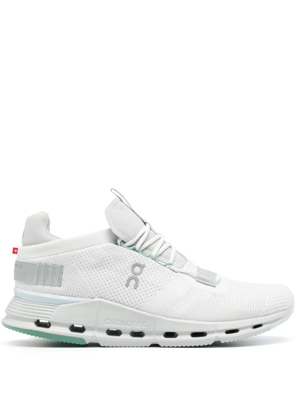 On Running tenis Cloudnova