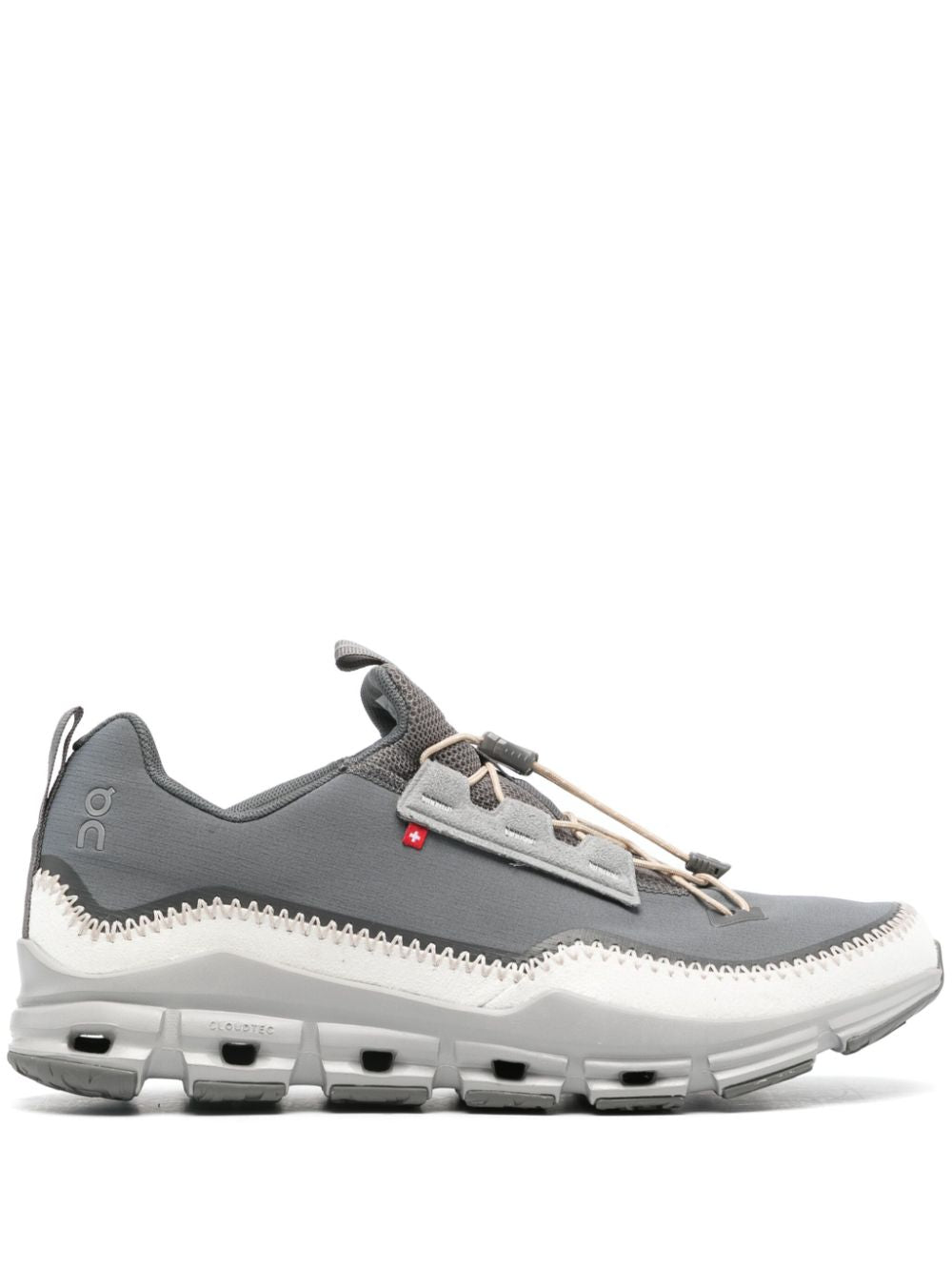 On Running tenis Cloudaway