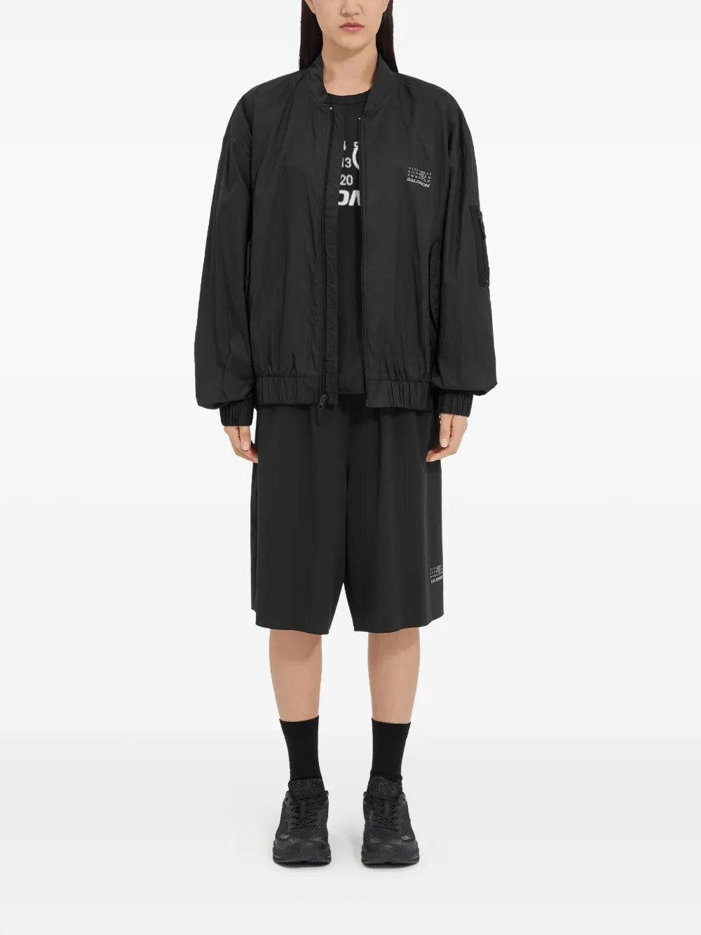MM6 Maison Margiela X Salomon chamarra bomber con estampado de números de MM6 Maison Margiela x Salomon - Negro - imagen 2