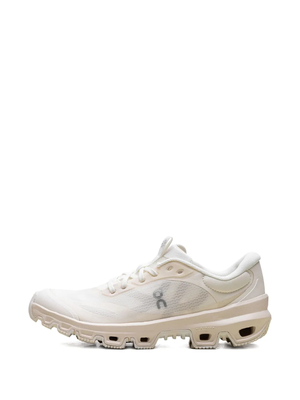 On Running tenis Cloudventure 2 "Eggshell" en colaboración con Loewe