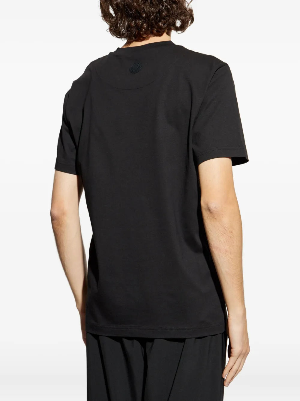Moncler playera con logo en relieve