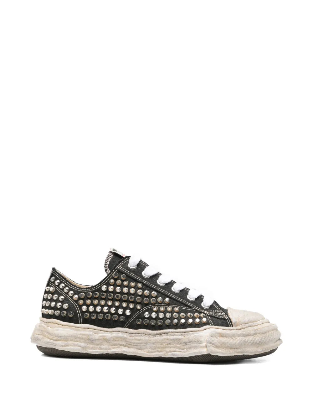 Maison MIHARA YASUHIRO tenis con apliques - negro
