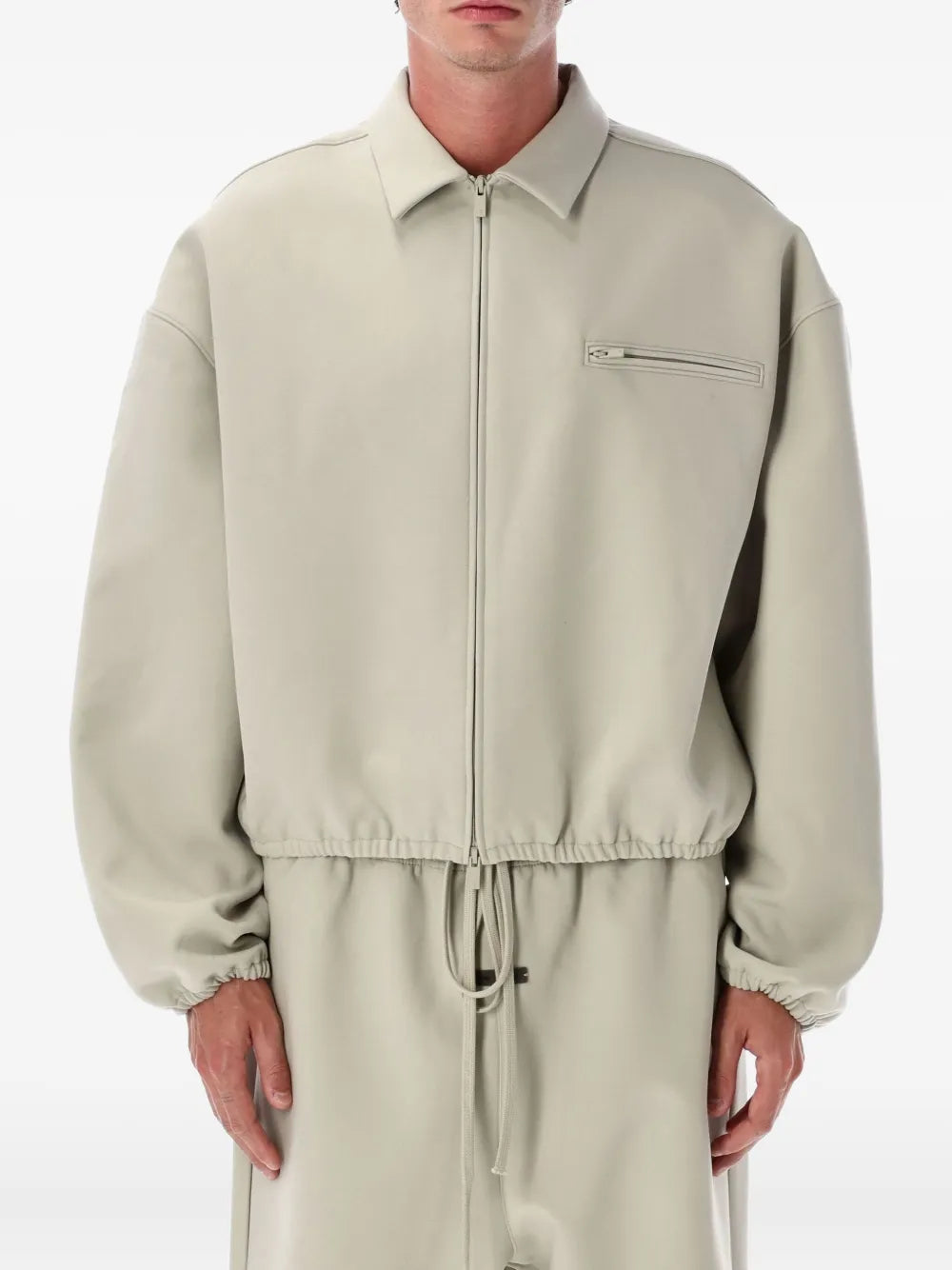 FEAR OF GOD ESSENTIALS chamarra con bolsillos