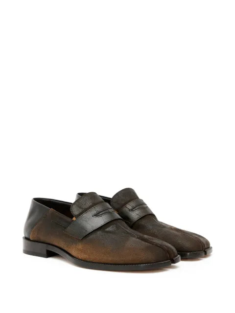 Maison Margiela mocasines Tabi City - Marrón - vista 2