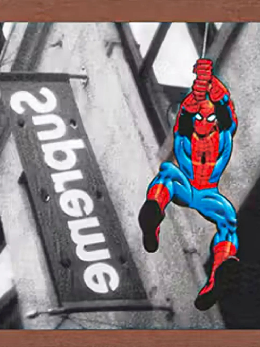 Supreme playera Spider-Man - Marrón - imagen 2