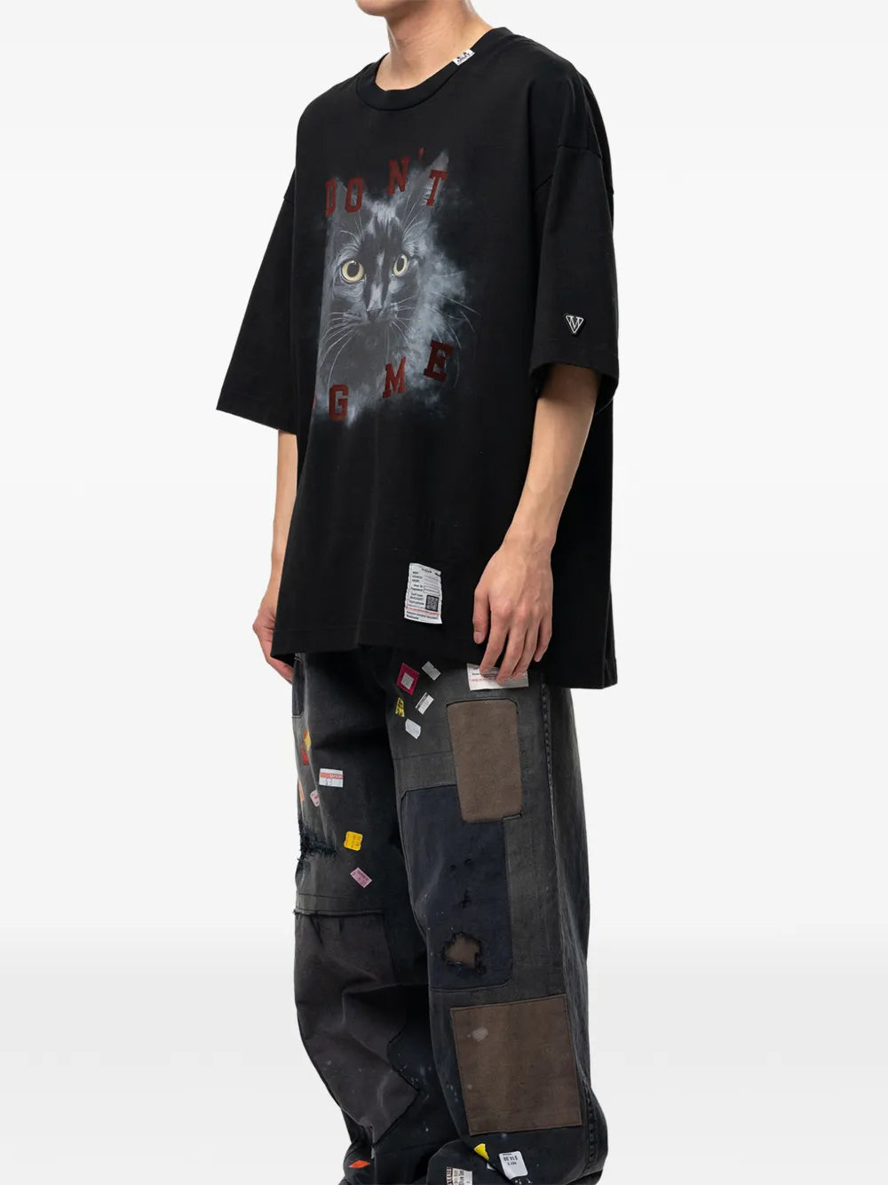 Maison MIHARA YASUHIRO playera con gato estampado - negro