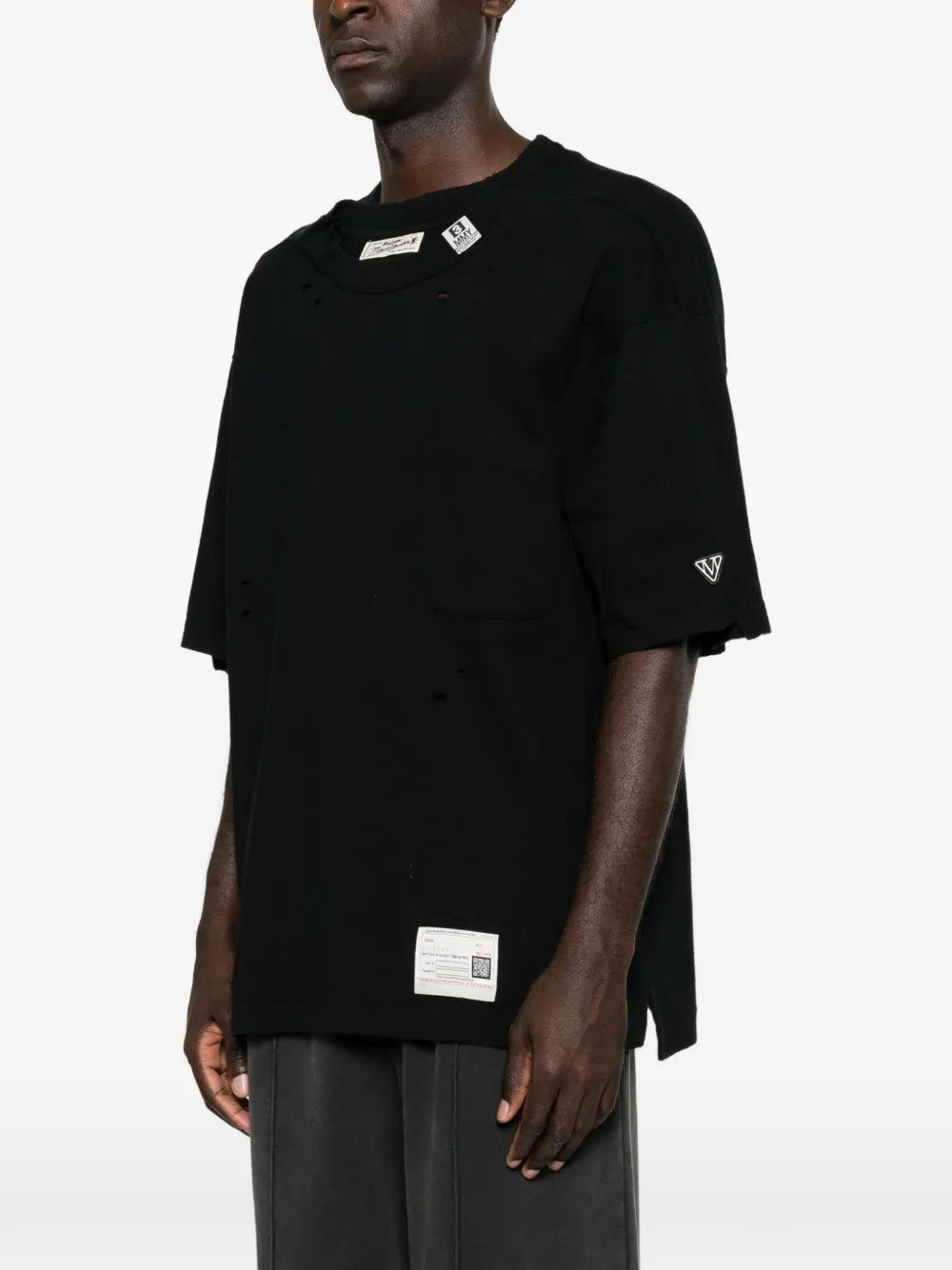 Maison MIHARA YASUHIRO playera con efecto envejecido y cuello a capas - negro