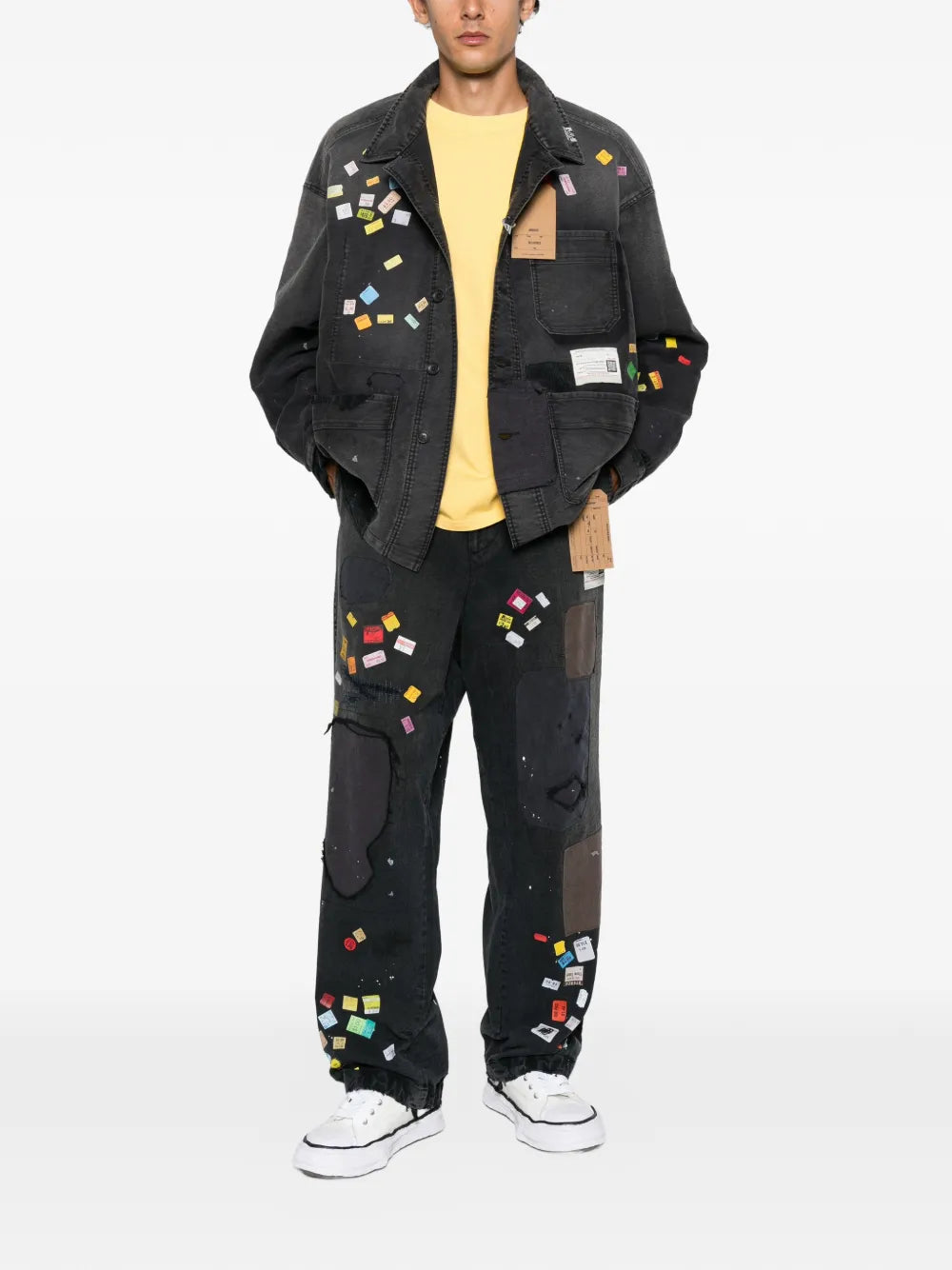 Maison MIHARA YASUHIRO sobrecamisa con pegatinas estampadas y parche - negro