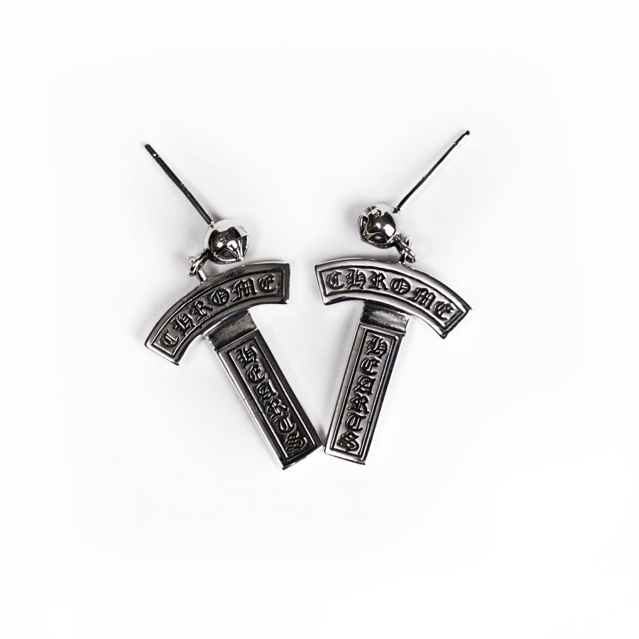 Chrome Hearts Pendientes colgantes con el logotipo