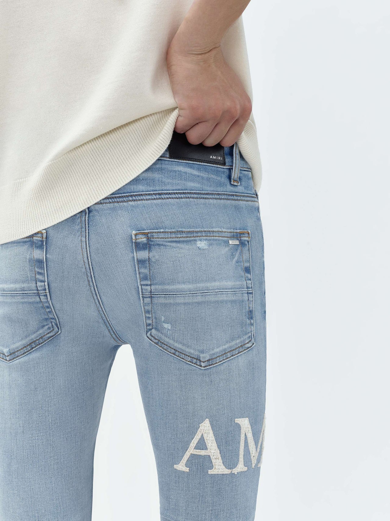AMIRI BOUCLE LOGO MX1 JEAN