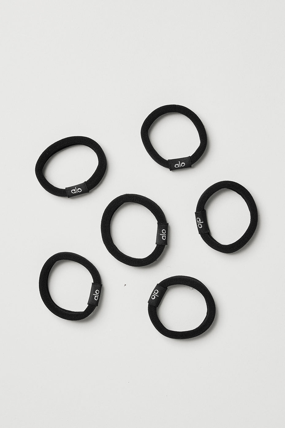 Alo Yoga Untangled Hair Tie 6-Pack - Black - imagen 2