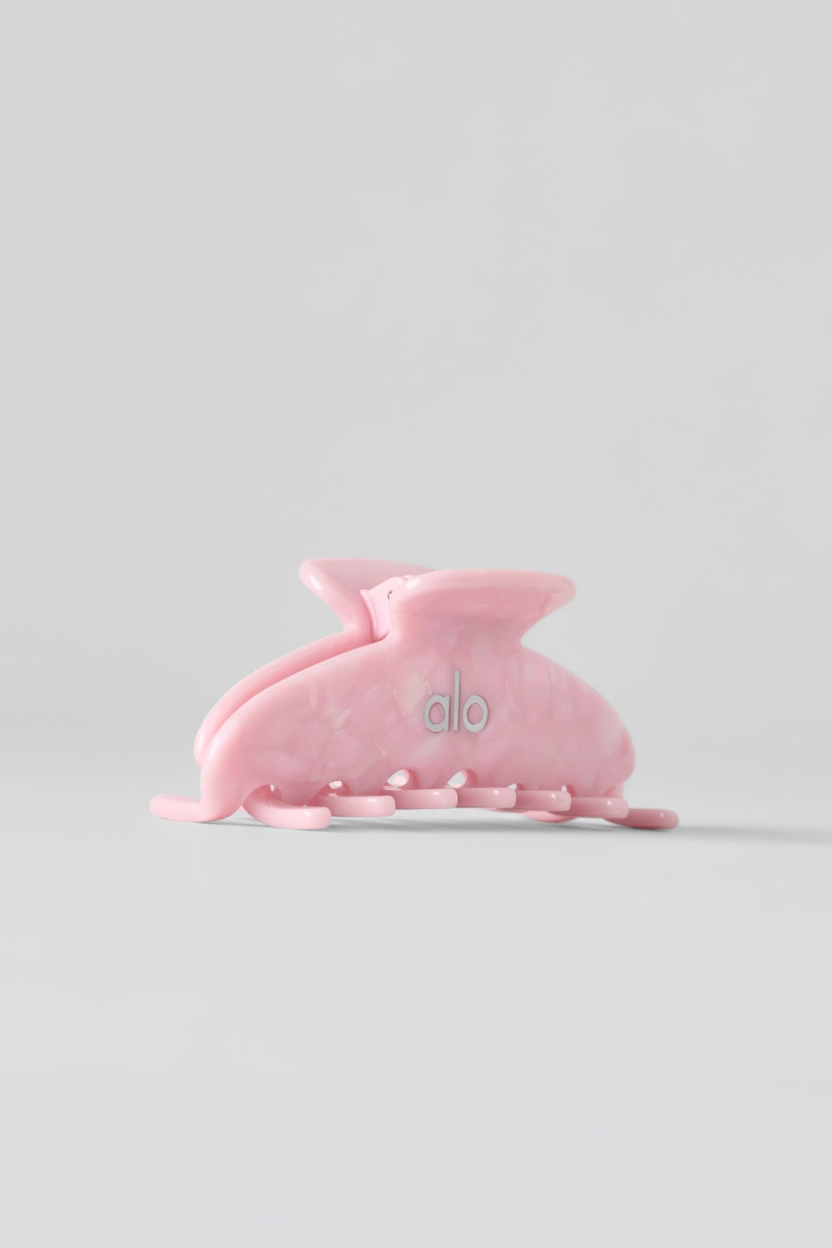 Alo Yoga 90's Claw Clip - Pink Marshmallow Shell - imagen 2