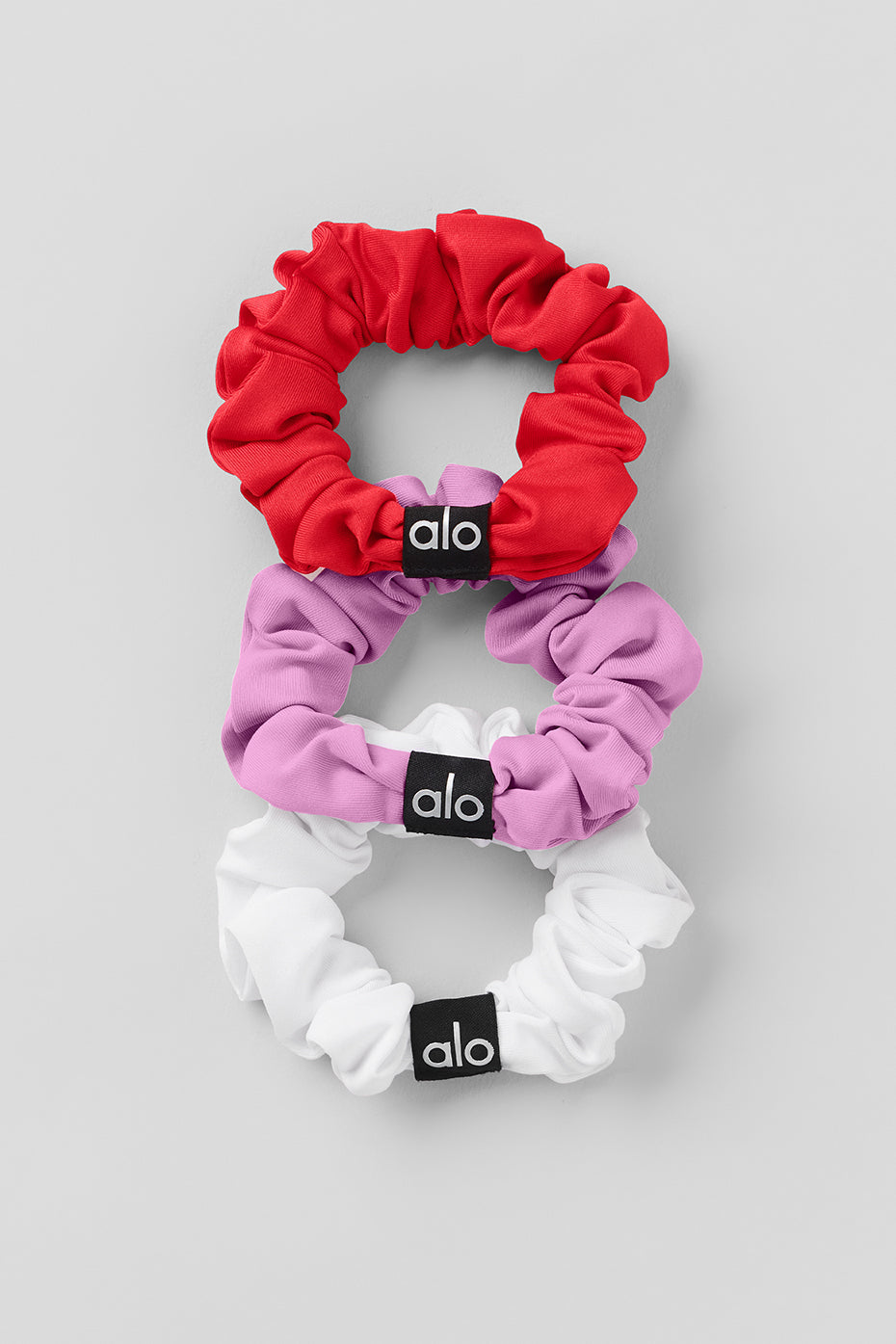 Alo Yoga Fresh Mini Scrunchie 3-Pack - Bright Red/Candy Heart Pink/White - imagen 1