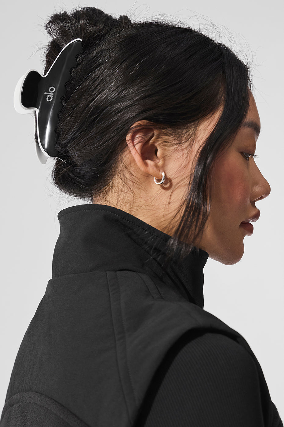 Alo Yoga Outline Claw Clip - Black/White - imagen 1