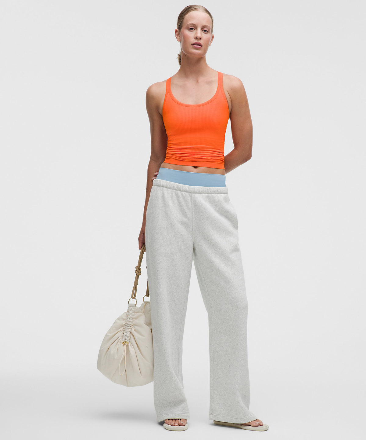 Lululemon Ebb to Street Tank Top Light Support, B/C Cup - Orange Punch - imagen 3