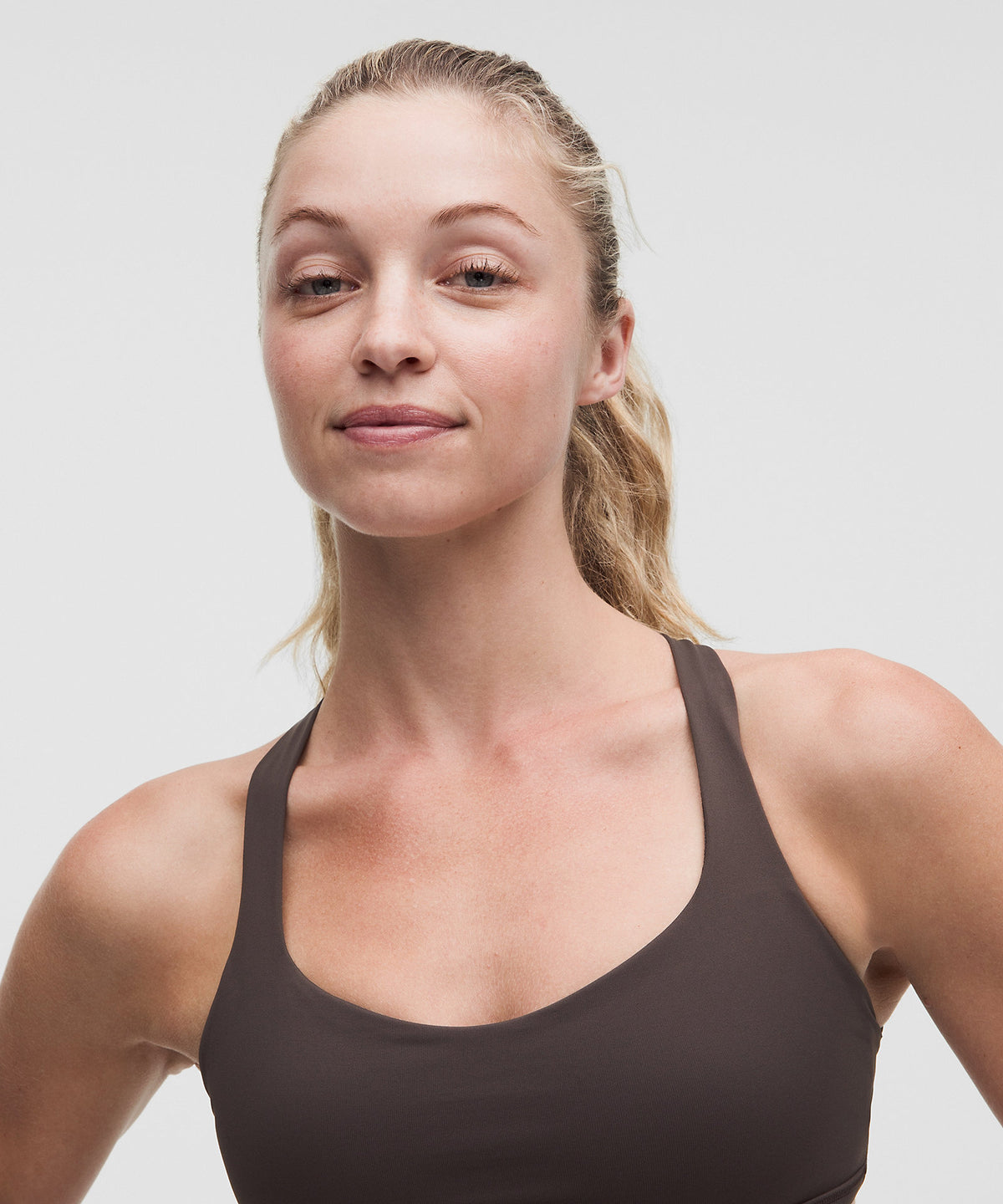 Lululemon Free to Be Bra - Wild Light Support, A/B Cup - Mahogany Muse - imagen 4