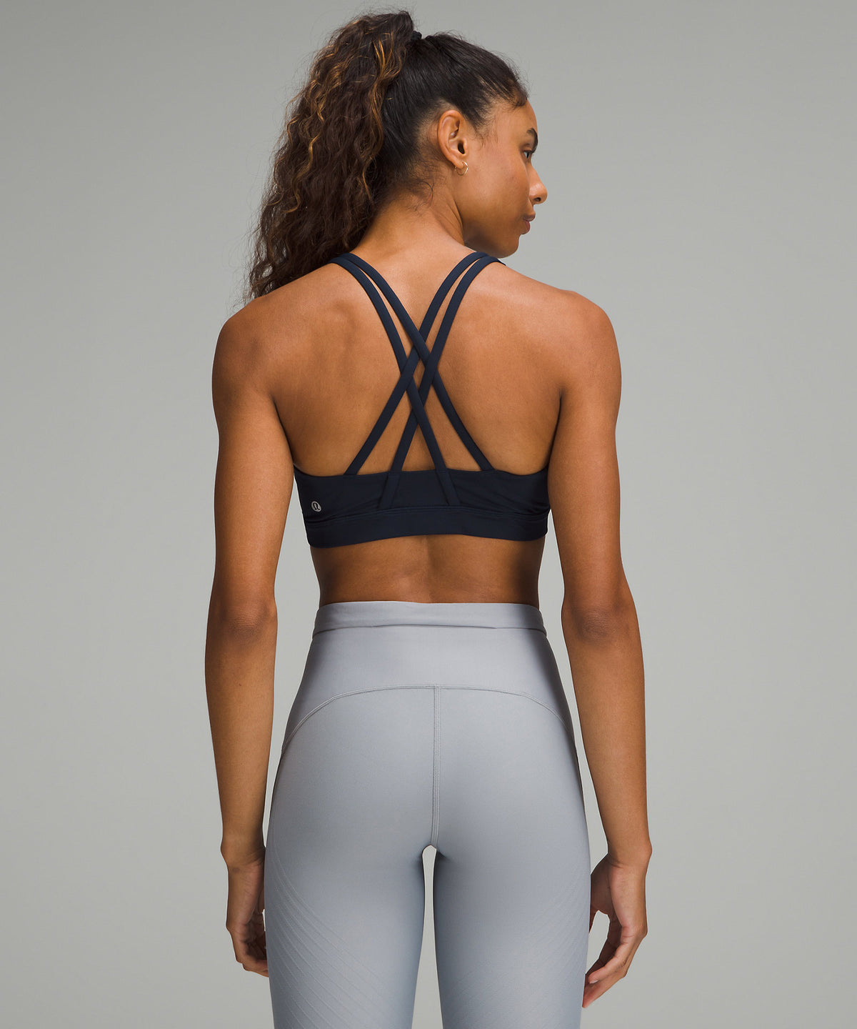 Lululemon Energy Bra Medium Support, B–D Cups - True Navy - imagen 2