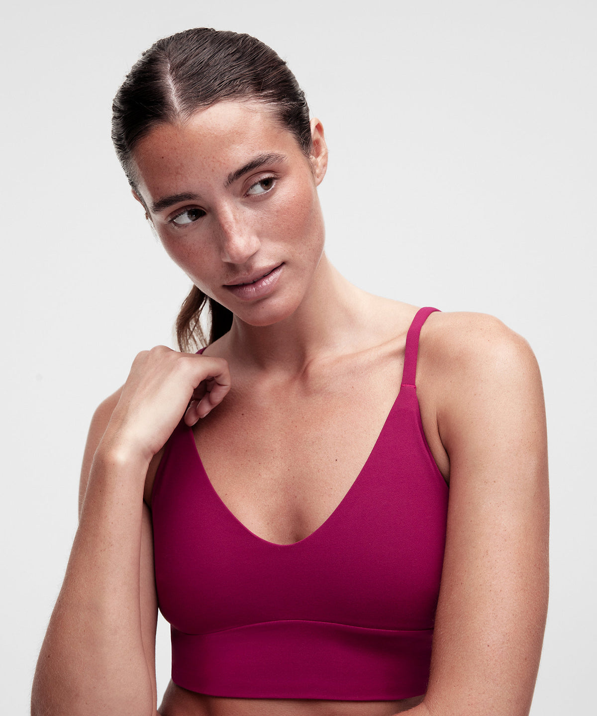Lululemon Focuser Scoop-Neck Bra Nulu Light Support, A/B Cup - Raspberry Rave - imagen 4