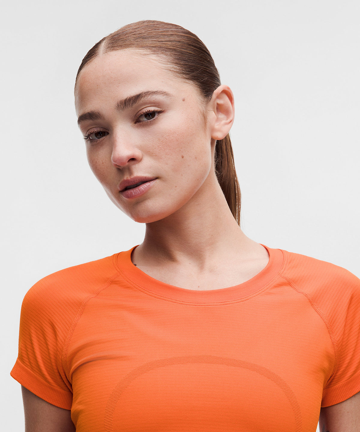 Lululemon Swiftly Tech Short-Sleeve Shirt 2.0 Waist Length - Orange Punch - imagen 4