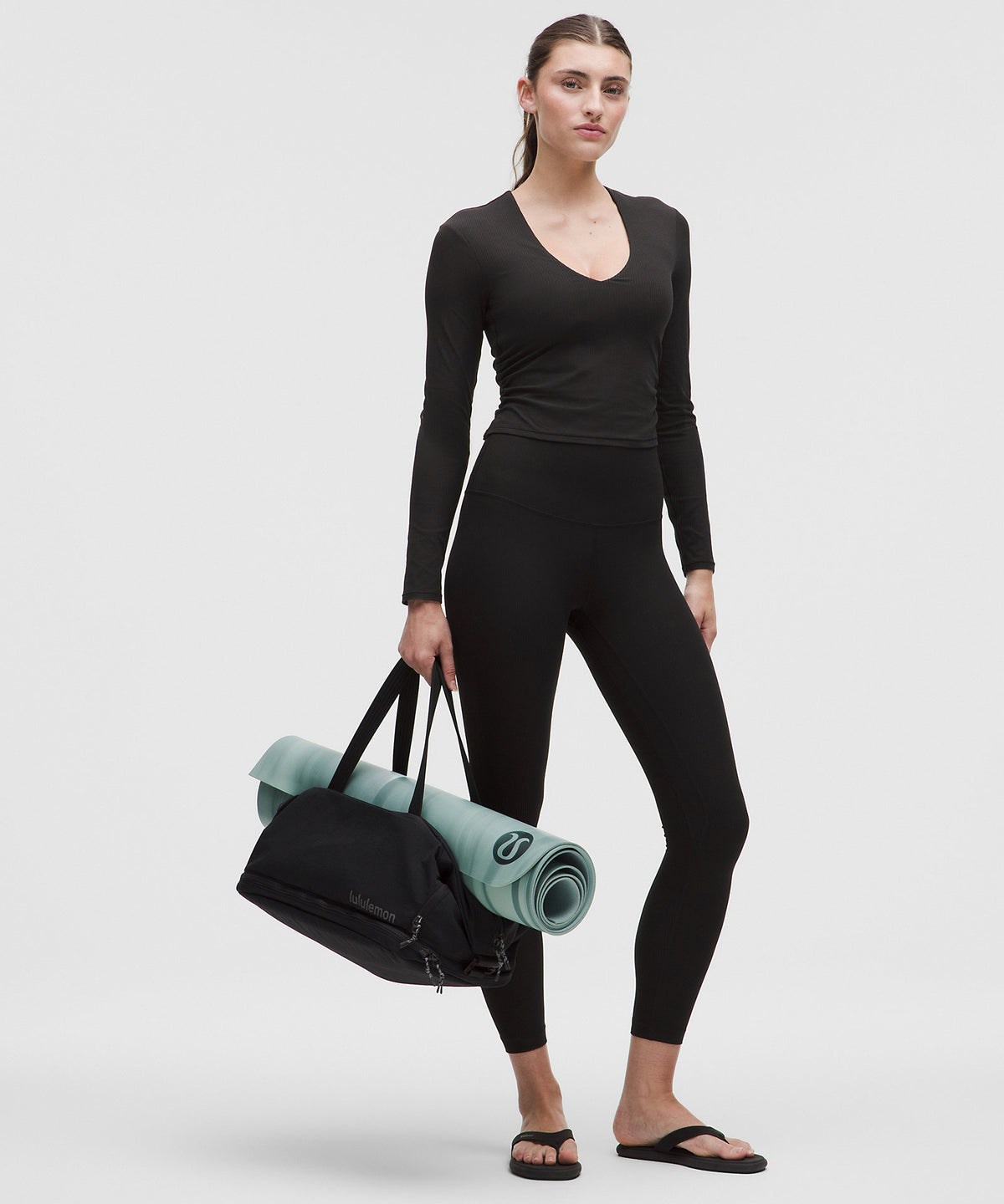 Lululemon All It Takes Ribbed Nulu V-Neck Long-Sleeve Shirt B-D Cups - Black - imagen 2
