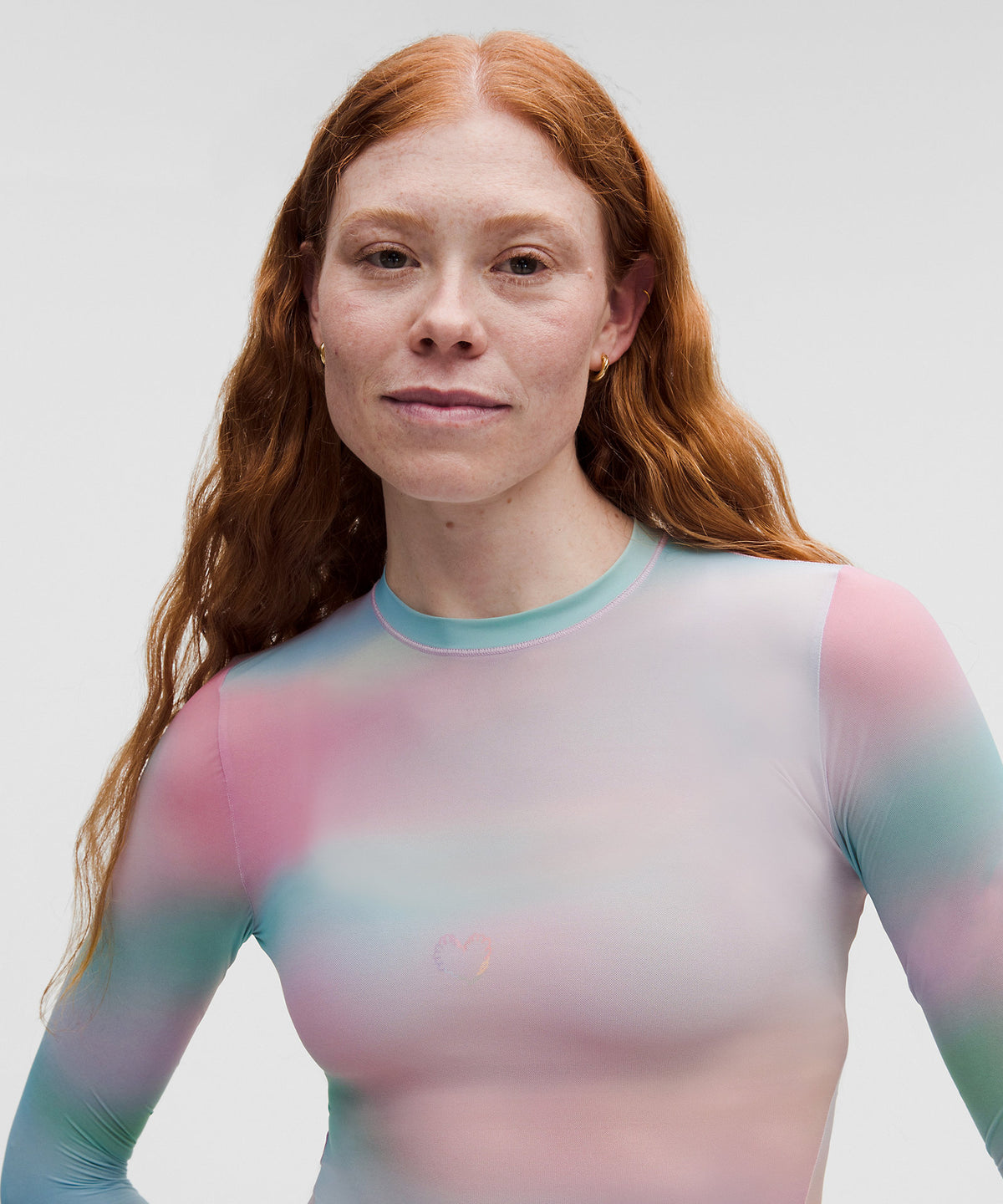 Lululemon Wundermost Ultra-Soft Nulu Mesh Long-Sleeve Crewneck Bodysuit Pride - Luminous Glow Multi - imagen 4