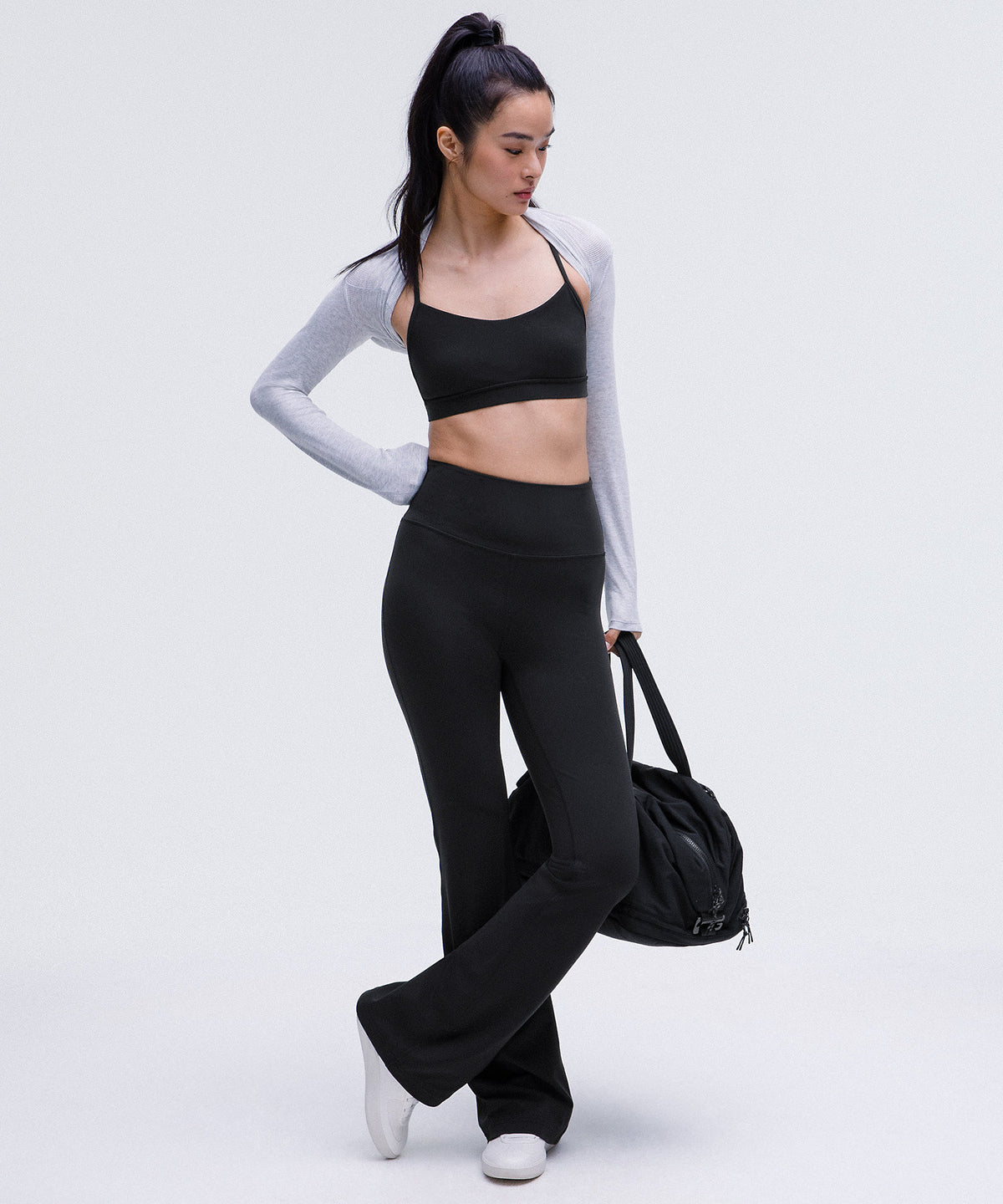 Lululemon Groove Nulu Super-High-Rise Flared Pant Regular - Black - imagen 2