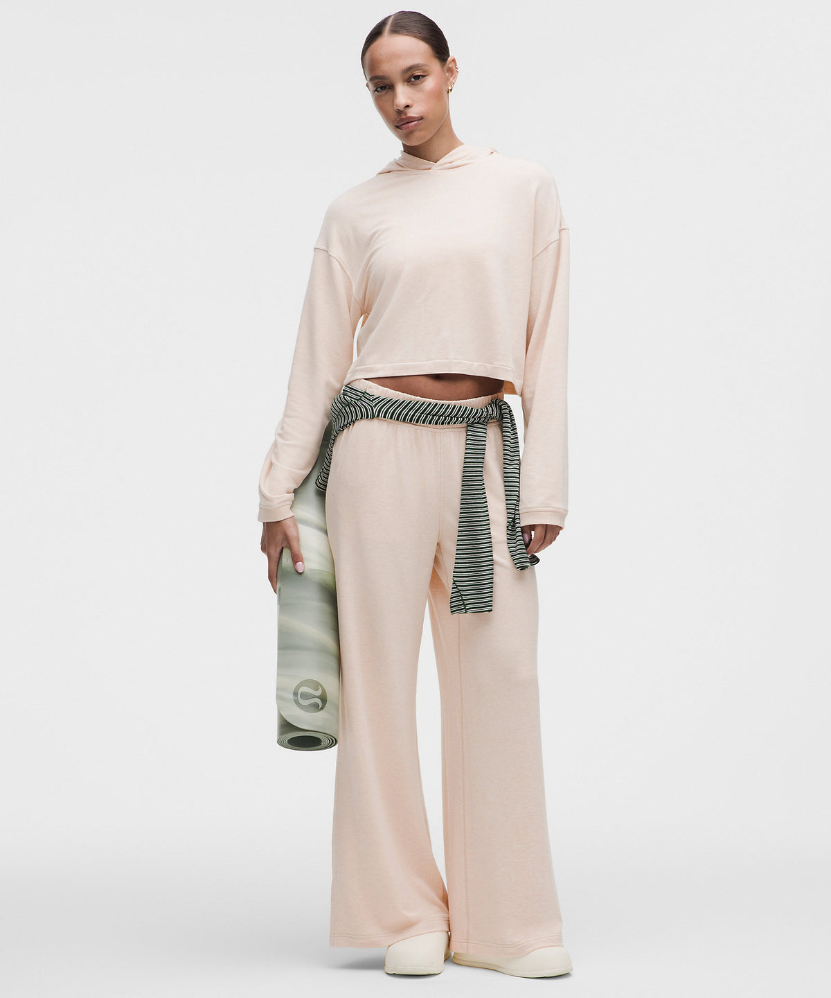 Lululemon BeCalm Mid-Rise Wide-Leg Pant - Heathered Breakfast Tea - imagen 1
