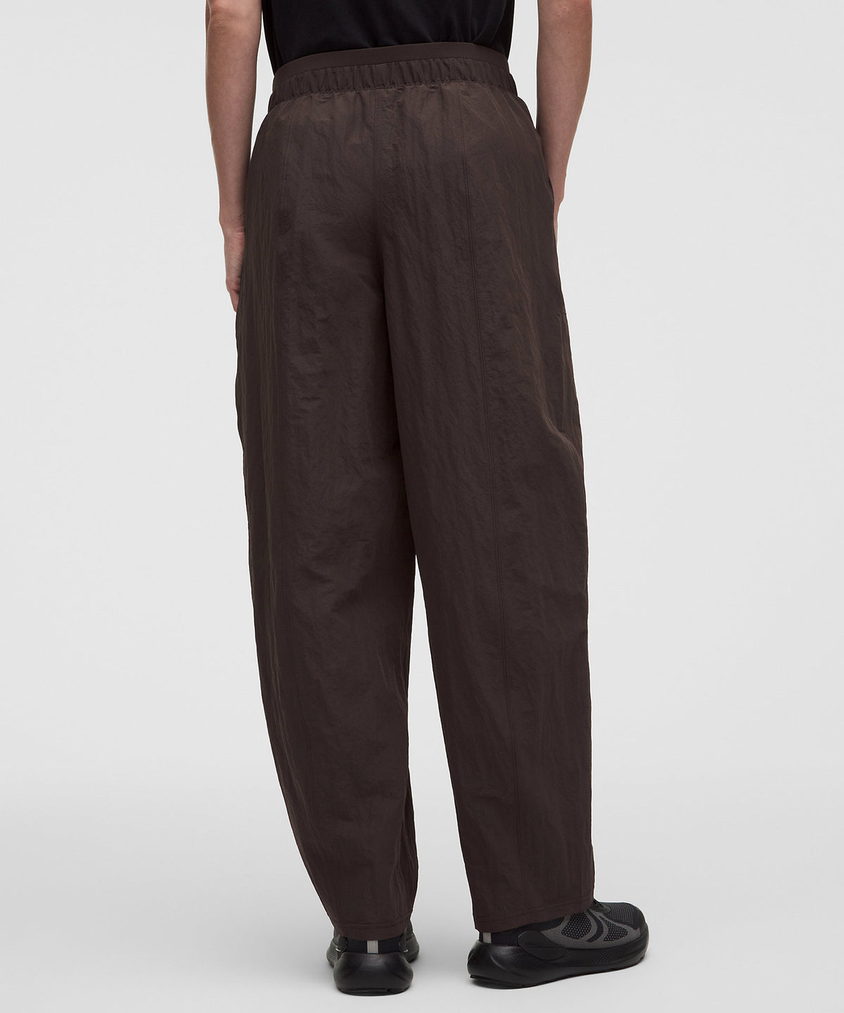 Lululemon Crinkle Nylon Mid-Rise Barrel-Leg Pant - Mahogany Muse - imagen 3