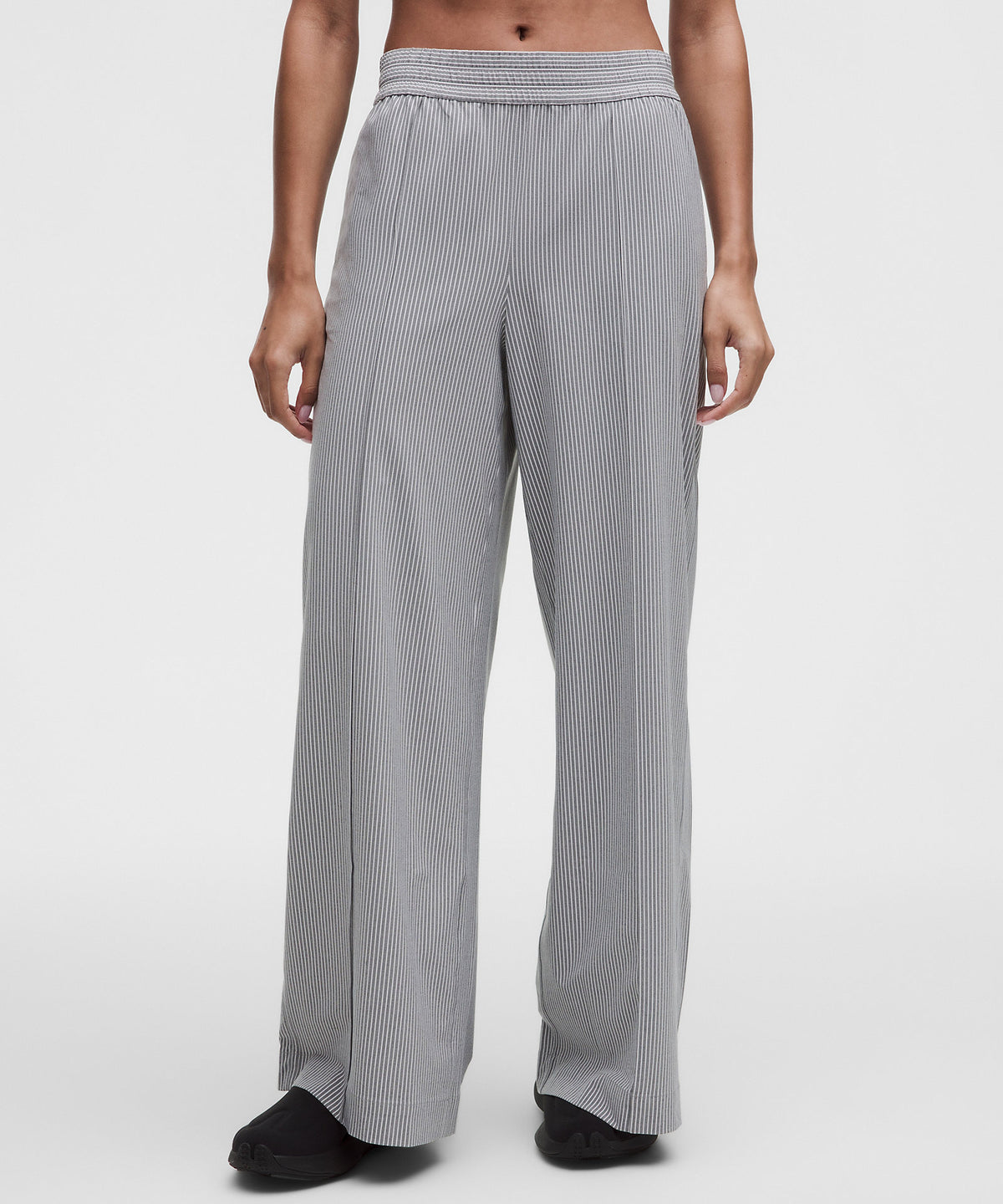 Lululemon Breezily Mid-Rise Pant Short - Hype Stripe Raceway Grey White - imagen 2