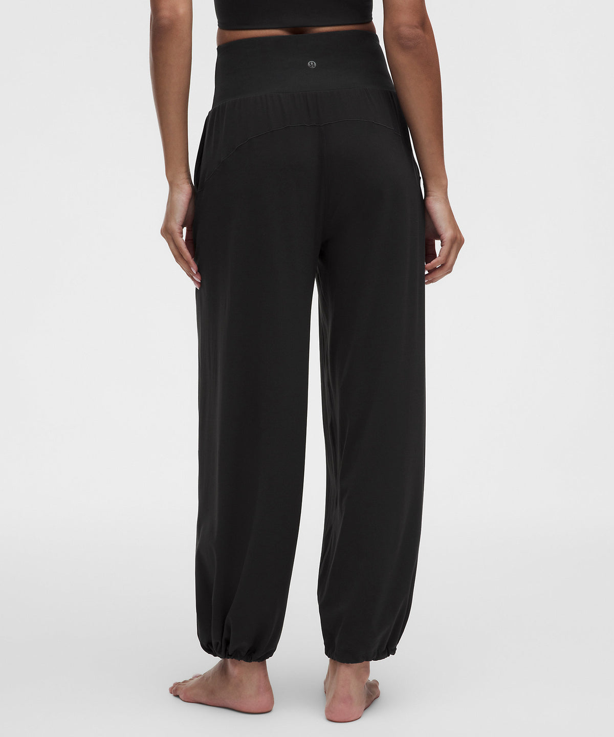 Lululemon Nulu Cinch-Hem Drapey Pant - Black - imagen 3
