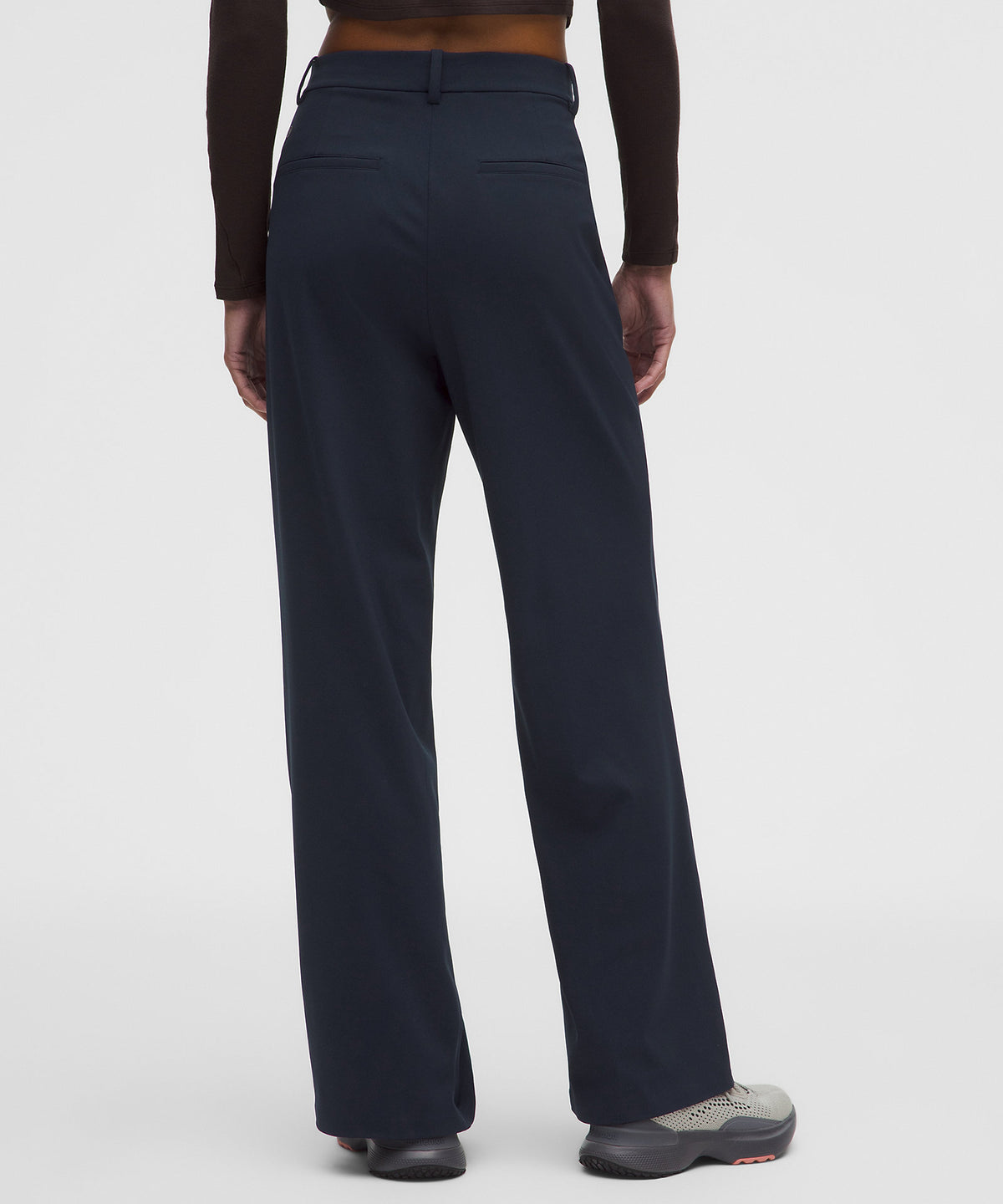 Lululemon Daydrift Mid-Rise Stacked-Leg Trouser Short - True Navy - imagen 3