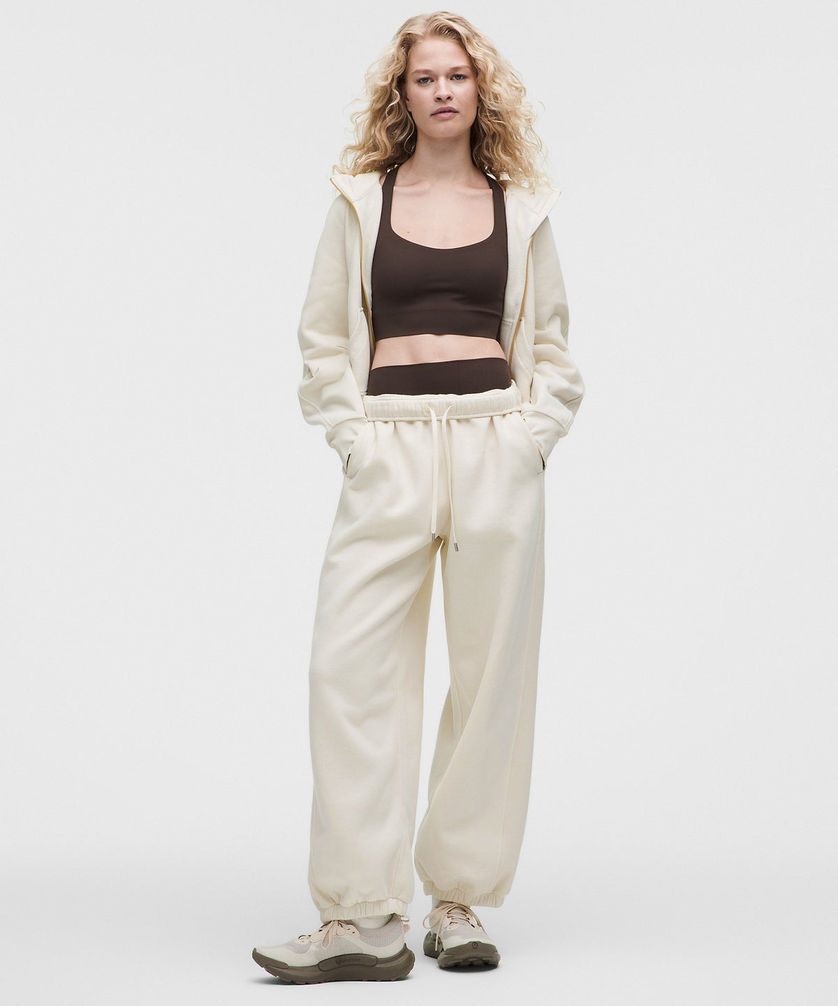 Lululemon Scuba Evolve Oversized Jogger Short - Light Ivory - imagen 1
