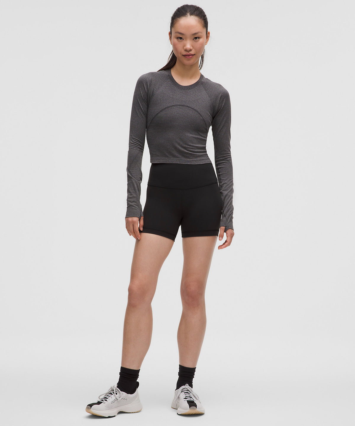 Lululemon Wunder Train High-Rise Short 4" - Black - imagen 2