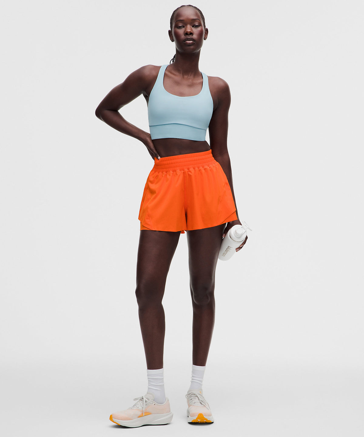 Lululemon Shake It Out High-Rise Running Short 2.5" - Orange Punch - imagen 1