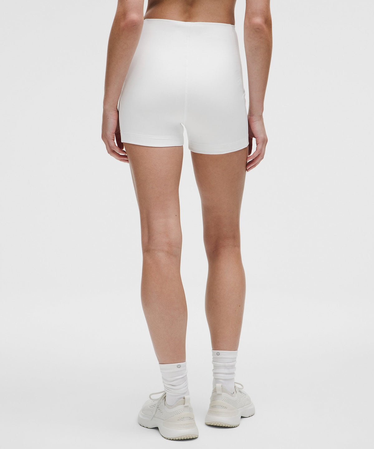 Lululemon High-Rise Tennis Layering Short 3.5" - White - imagen 3