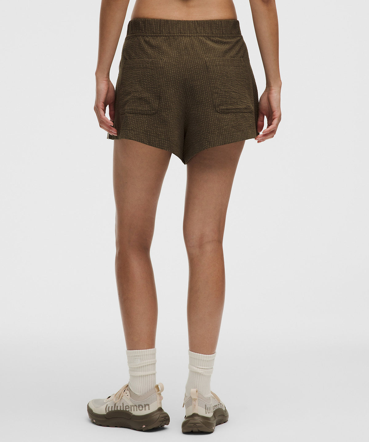 Lululemon Seersucker WovenAir High-Rise Pleated Short 3.5" - Olive Brown - imagen 3