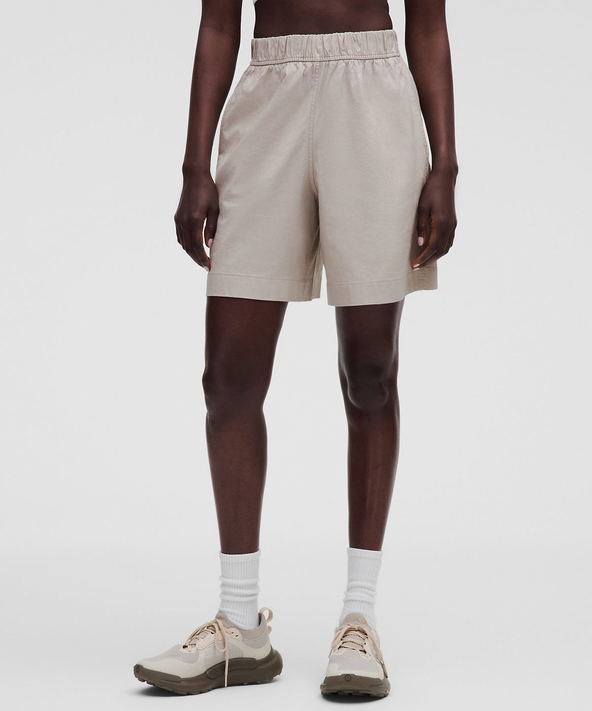 Lululemon LuluLinen High-Rise Relaxed-Fit Short 7" - Downtown Tan - imagen 2