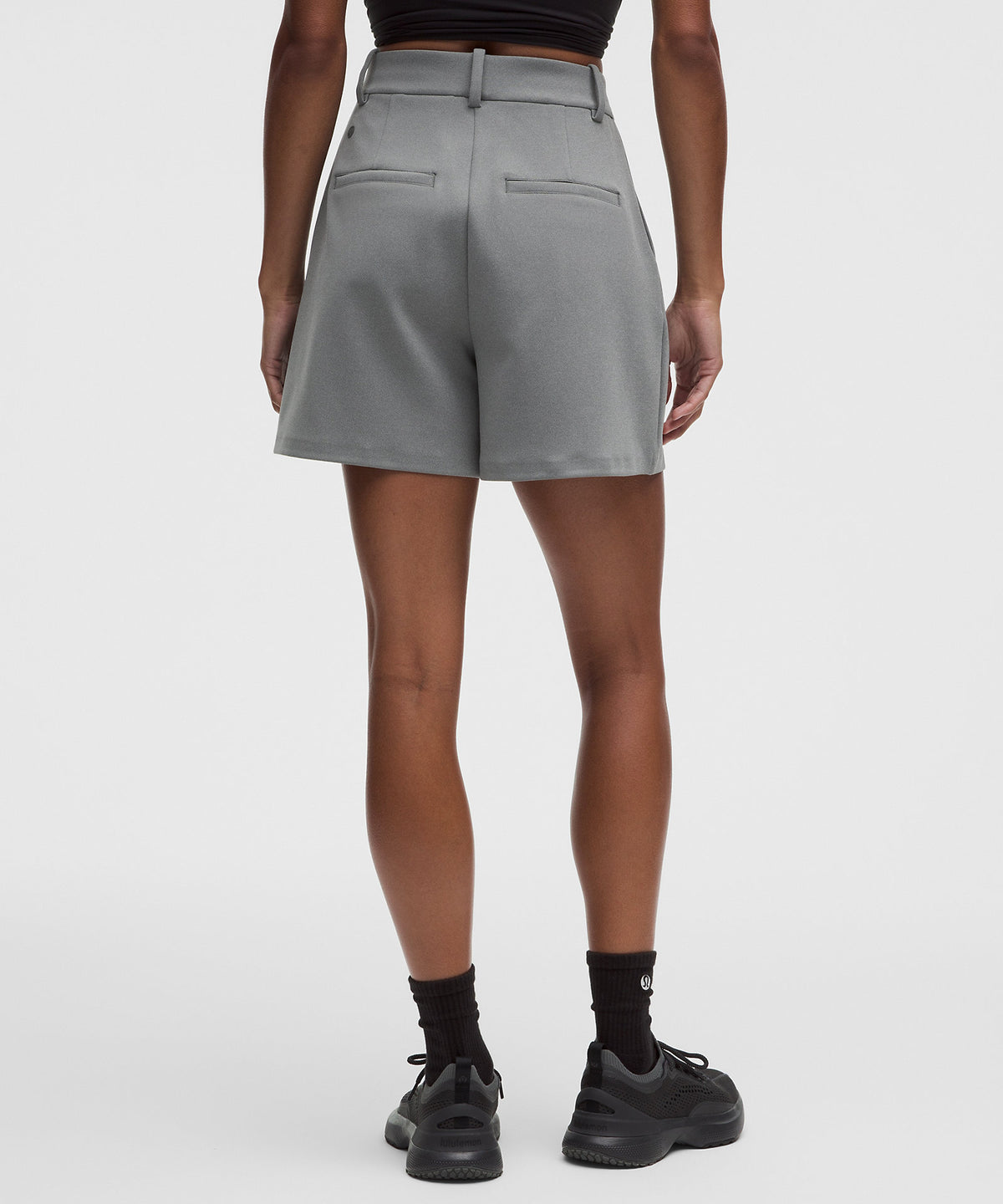 Lululemon Daydrift High-Rise Pleated Short 5" Twill - Heathered Onyx Grey - imagen 3