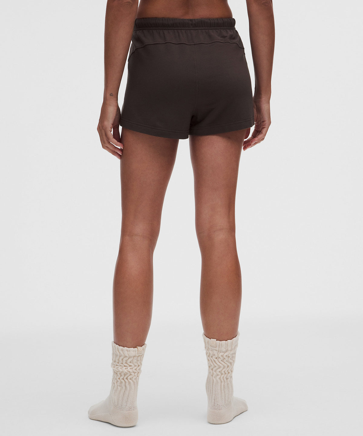 Lululemon BeCalm Mid-Rise Short 3" - Mahogany Muse - imagen 3