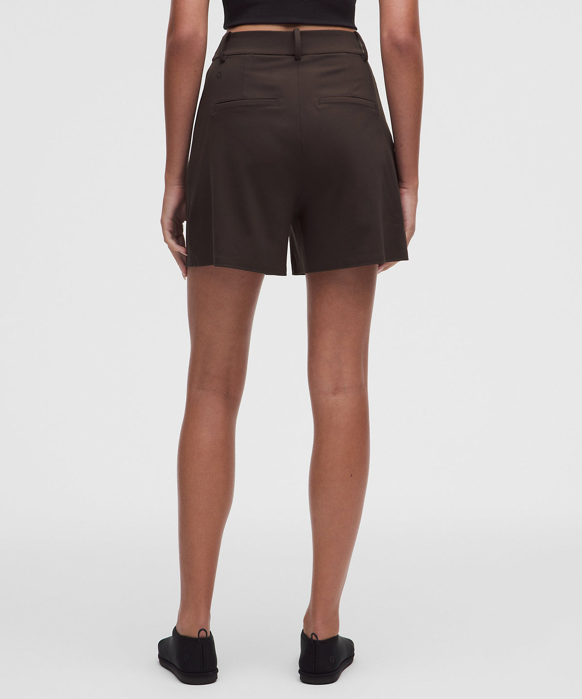 Lululemon Daydrift Pleated High-Rise Short 5" - Mahogany Muse - imagen 3