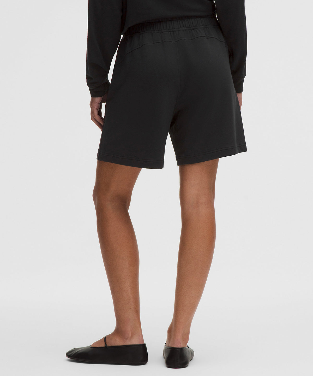 Lululemon BeCalm Mid-Rise Bermuda Short - Black - imagen 3