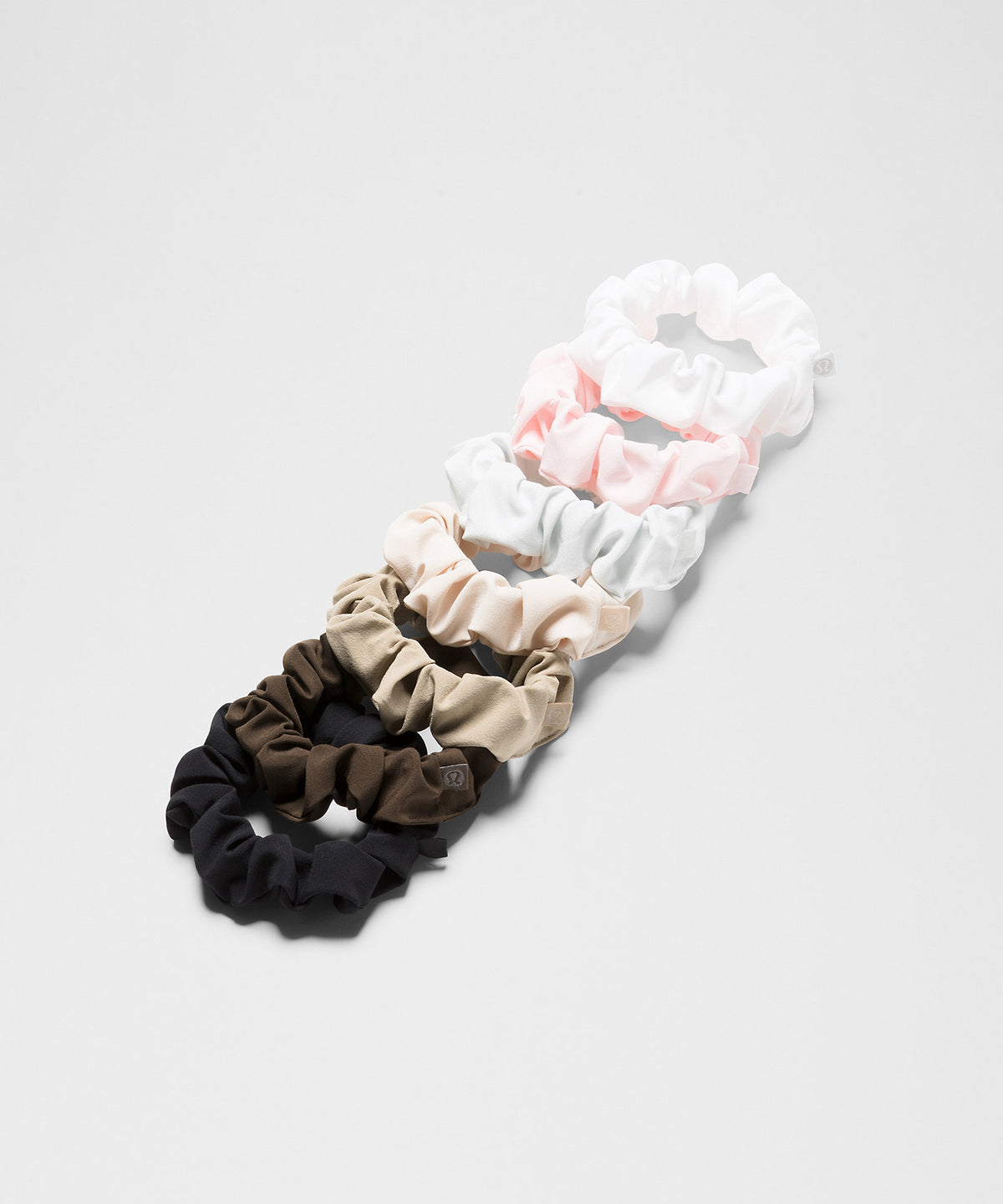 Lululemon Uplifting Scrunchies 7 Pack - Black - imagen 1