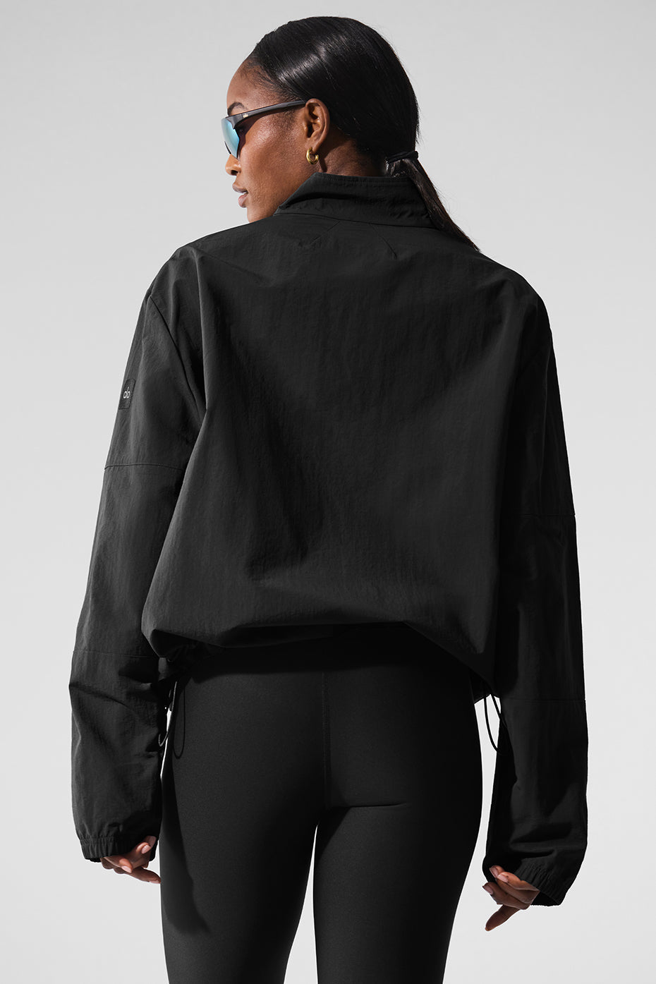 Alo Yoga Light Weight Takeaway Track Pullover - Black - imagen 2