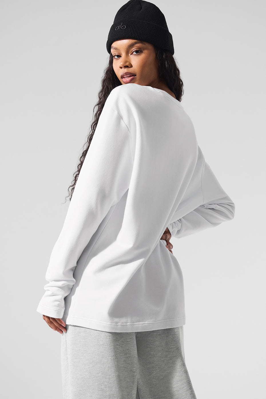 Alo Yoga Double Take Long Sleeve Crew - White - imagen 2