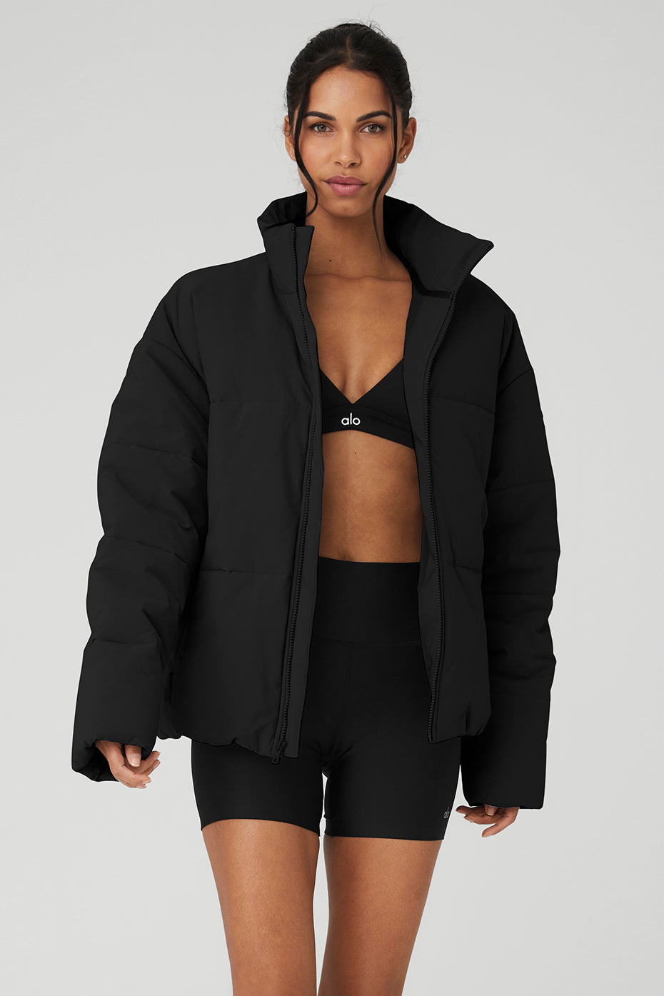 Alo Yoga Stretch Woven Street Puffer - Black - imagen 1