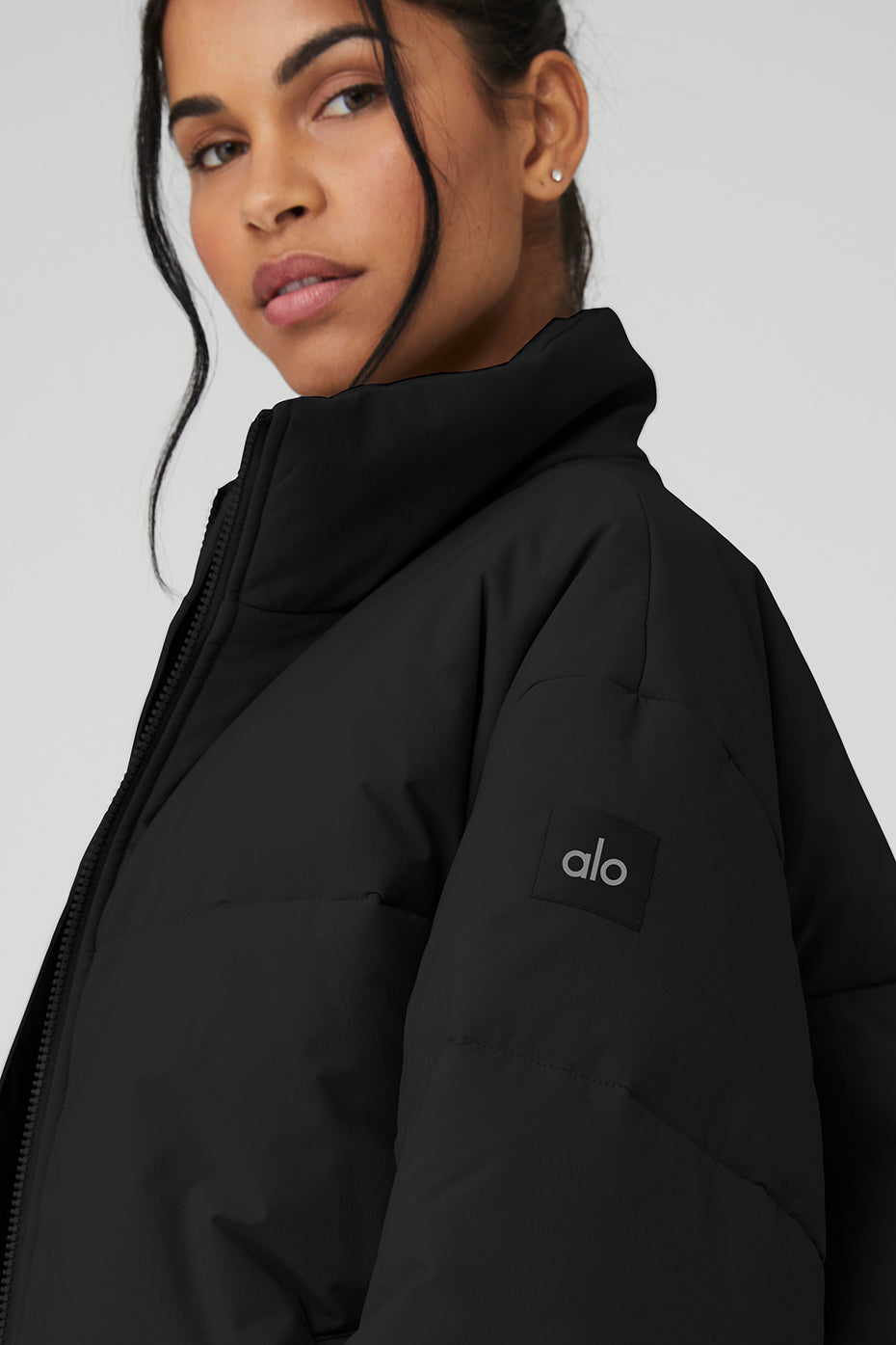 Alo Yoga Stretch Woven Street Puffer - Black - imagen 4