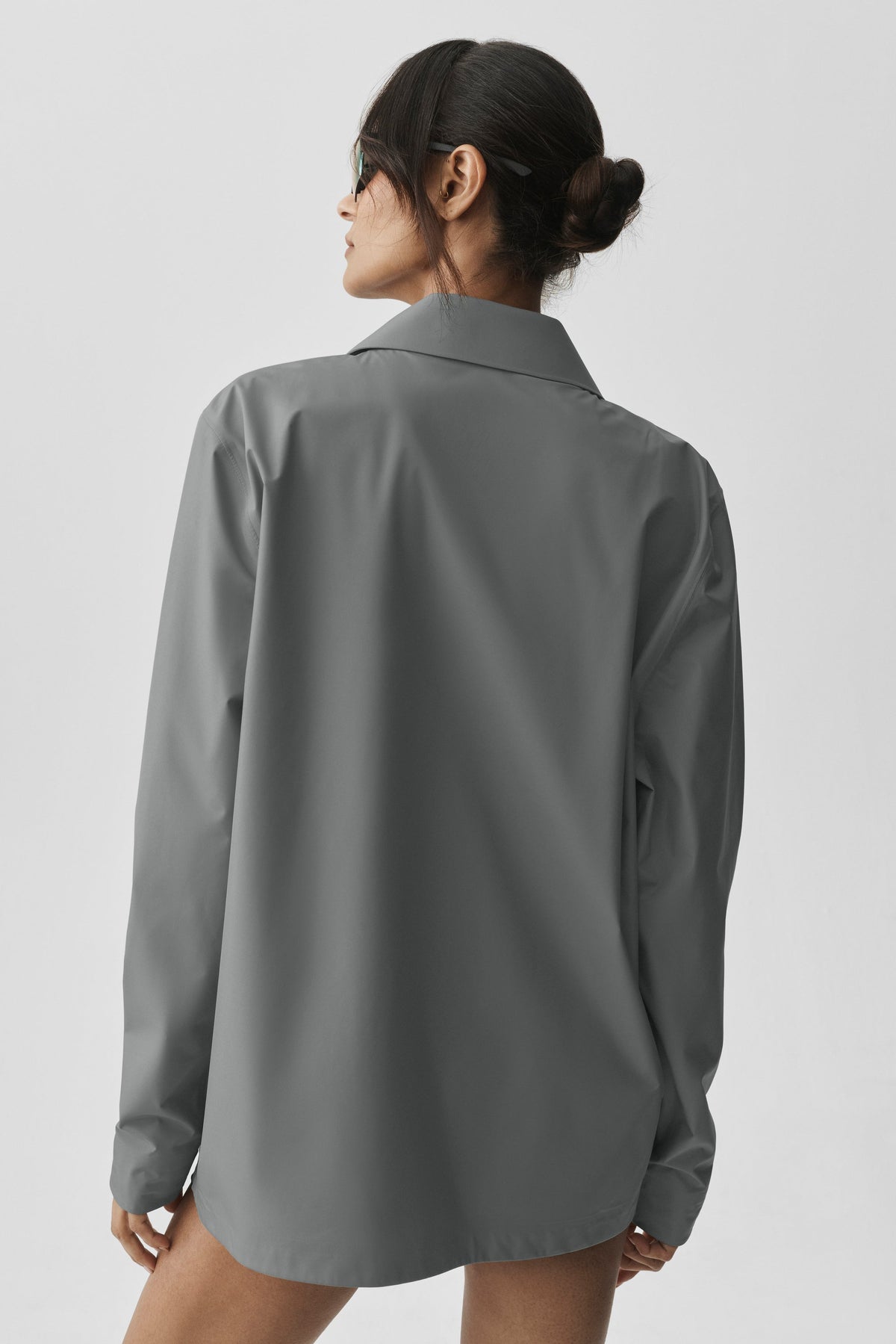 Alo Yoga Alpha Shell Overshirt - Monument - imagen 2