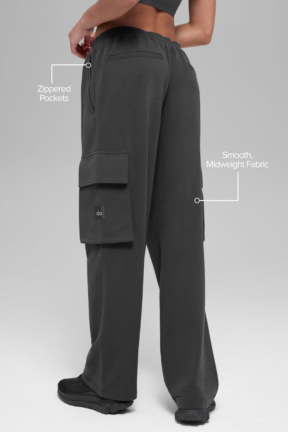 Alo Yoga Double Take Cargo Pant - Anthracite - imagen 2