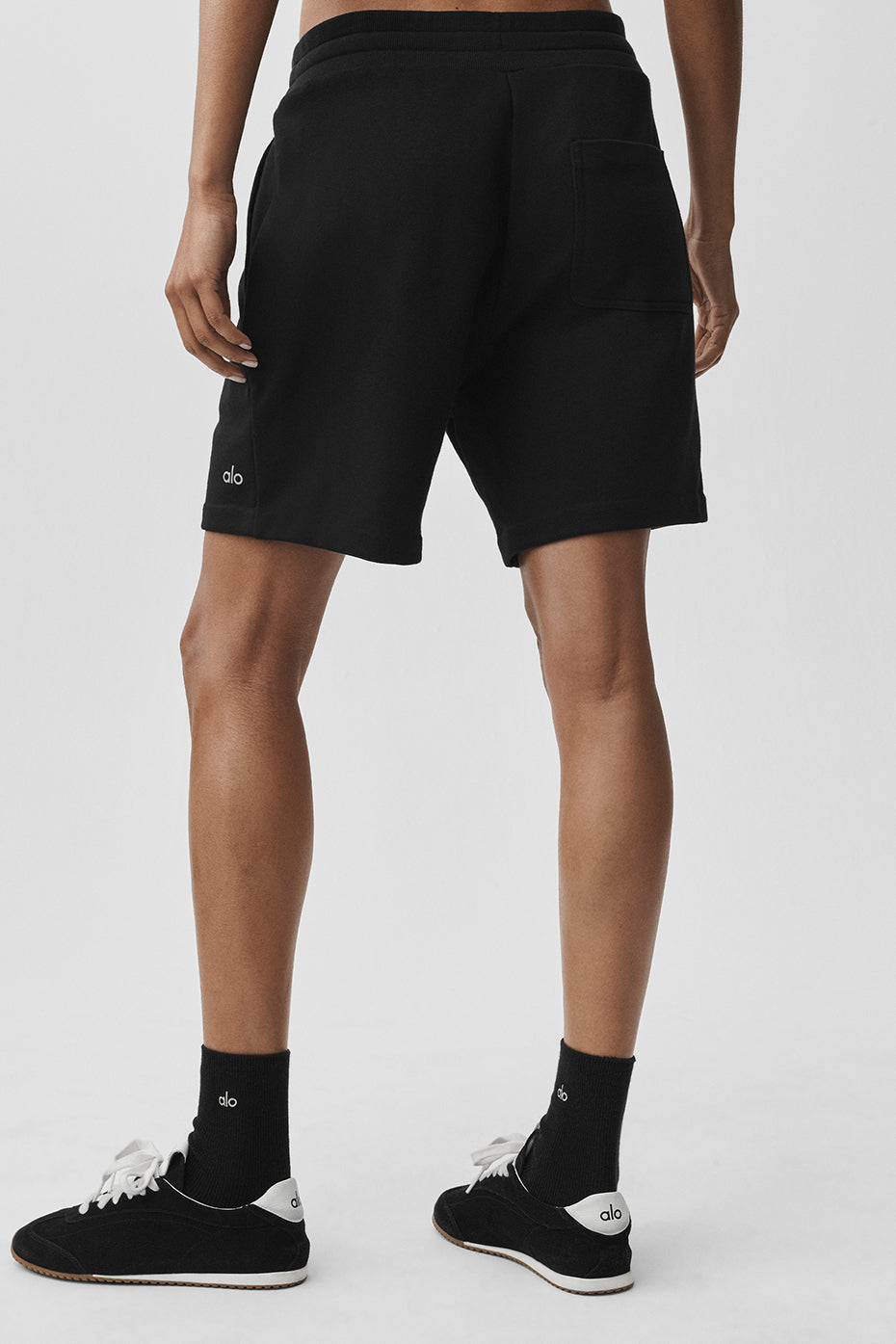 Alo Yoga Chill Short - Black - imagen 3